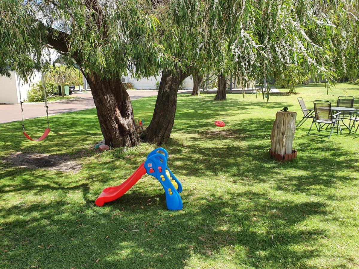 Busselton Holiday Units Exterior foto